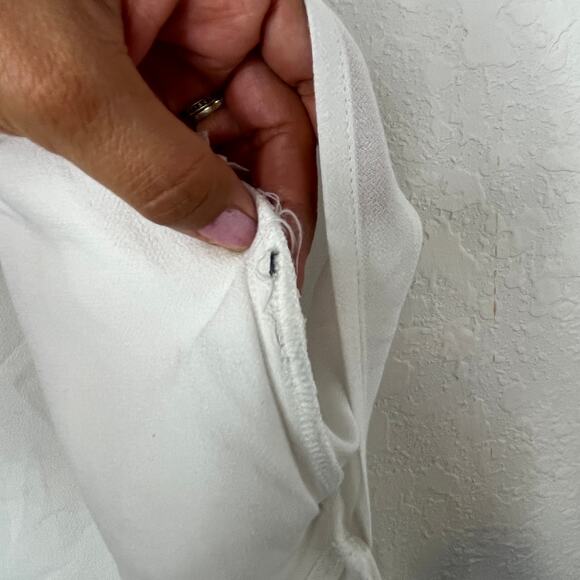 FARM Rio white wrap front skirt, size M, minimalist, resortwear, zipper side - Picture 8 of 8